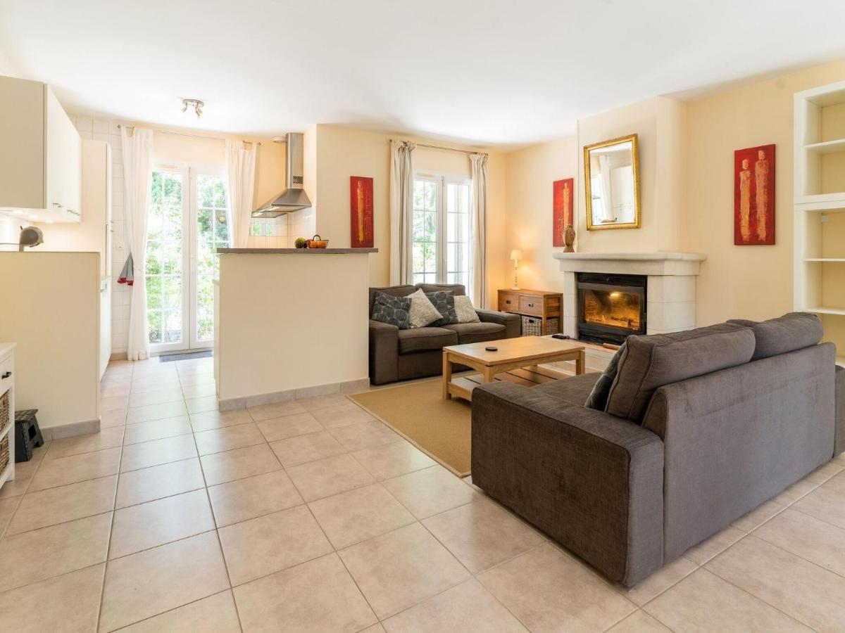 Vacation Home In Limoux With Pool Екстер'єр фото